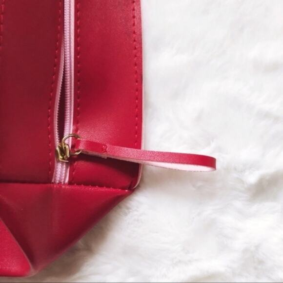 Shiseido Fuchsia Makeup Bag - Picture 3 of 6